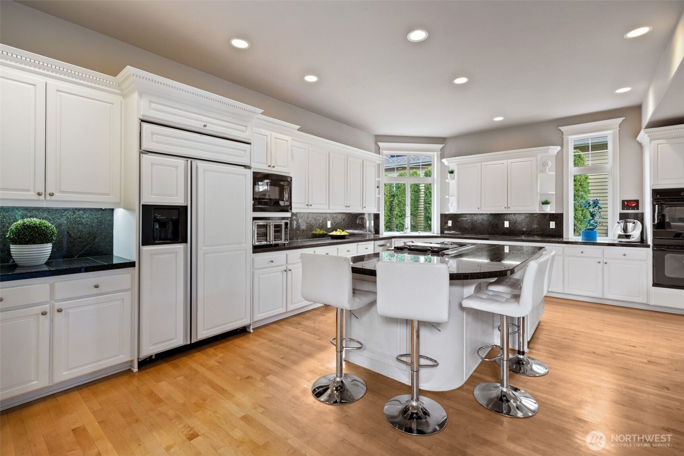 20614 NE 28th Court , Sammamish, WA 98074