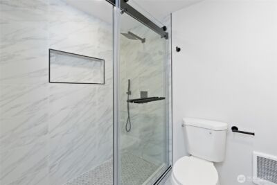 21117 129th Avenue E, Graham, WA 98338 - Photo 19