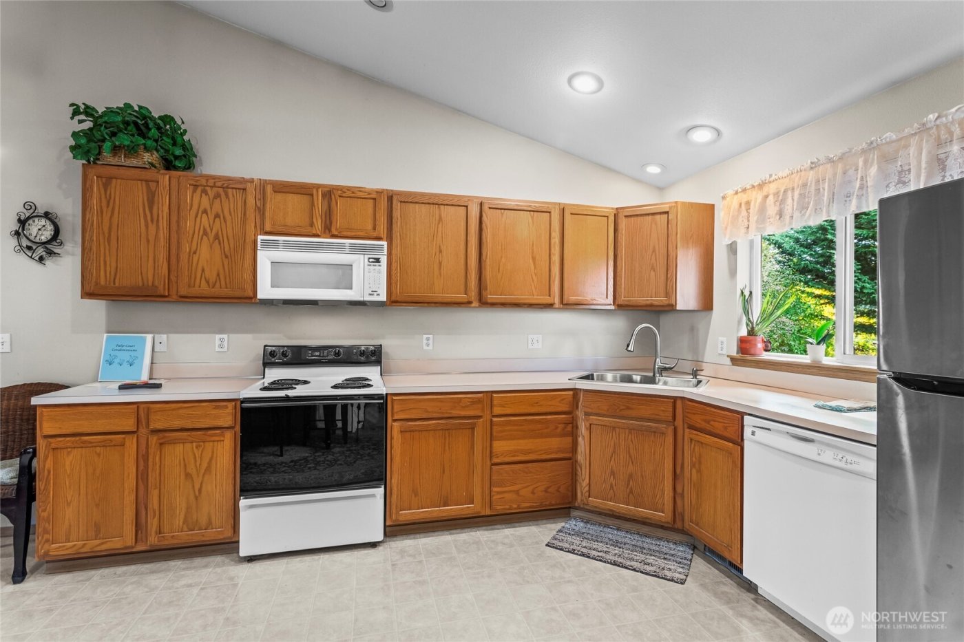 3330 18th Street Pl SW, Puyallup, WA 98373