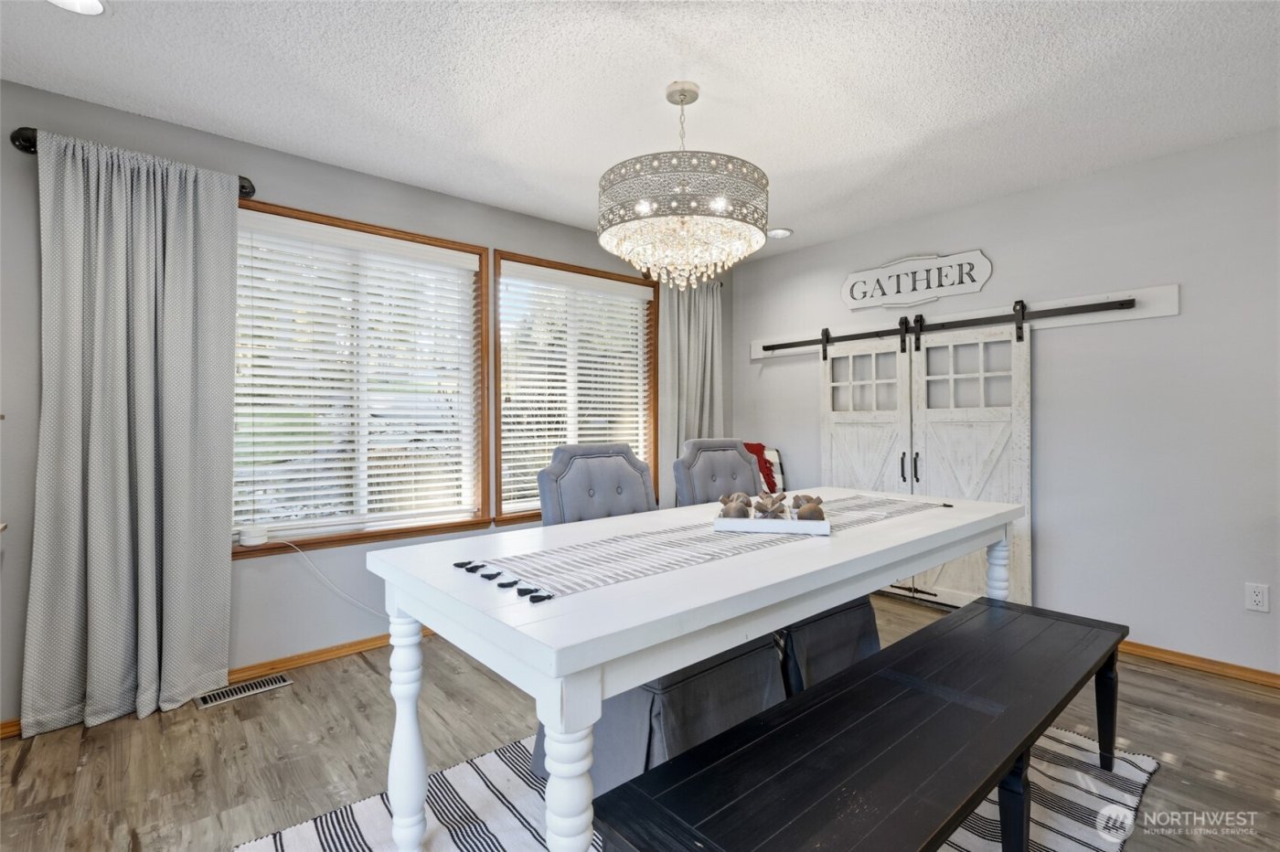 22534 SE 304th Place , Black Diamond, WA 98010