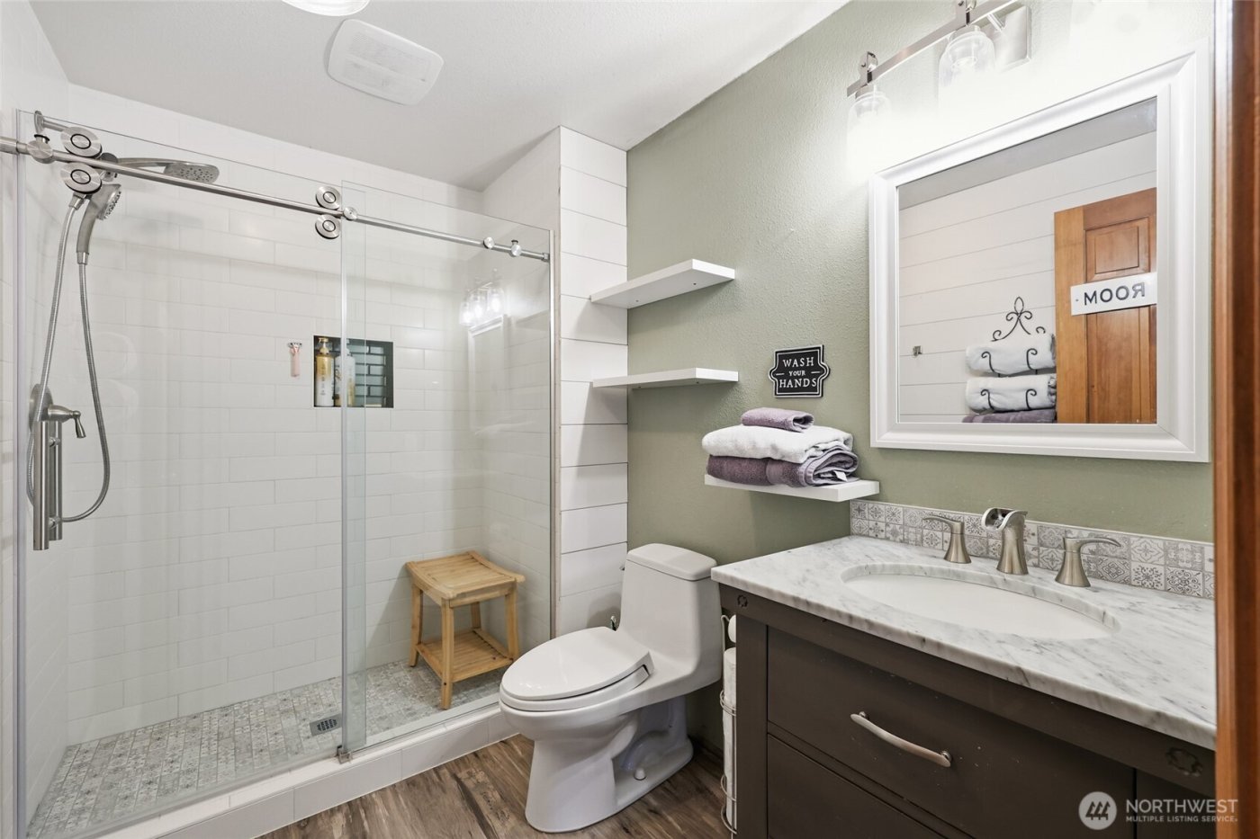 22534 SE 304th Place , Black Diamond, WA 98010