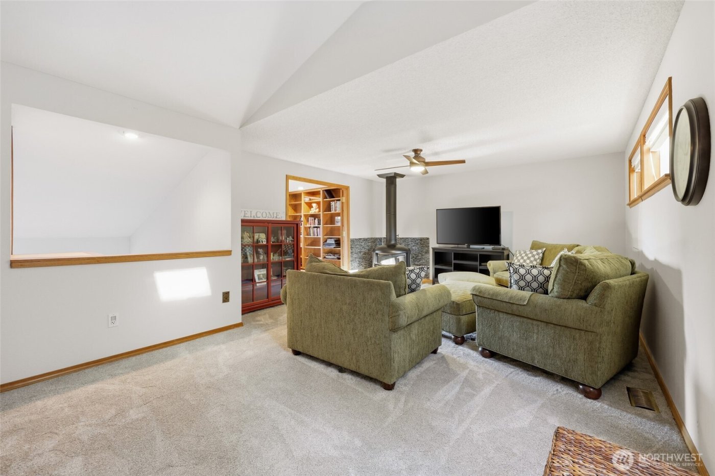 22534 SE 304th Place , Black Diamond, WA 98010