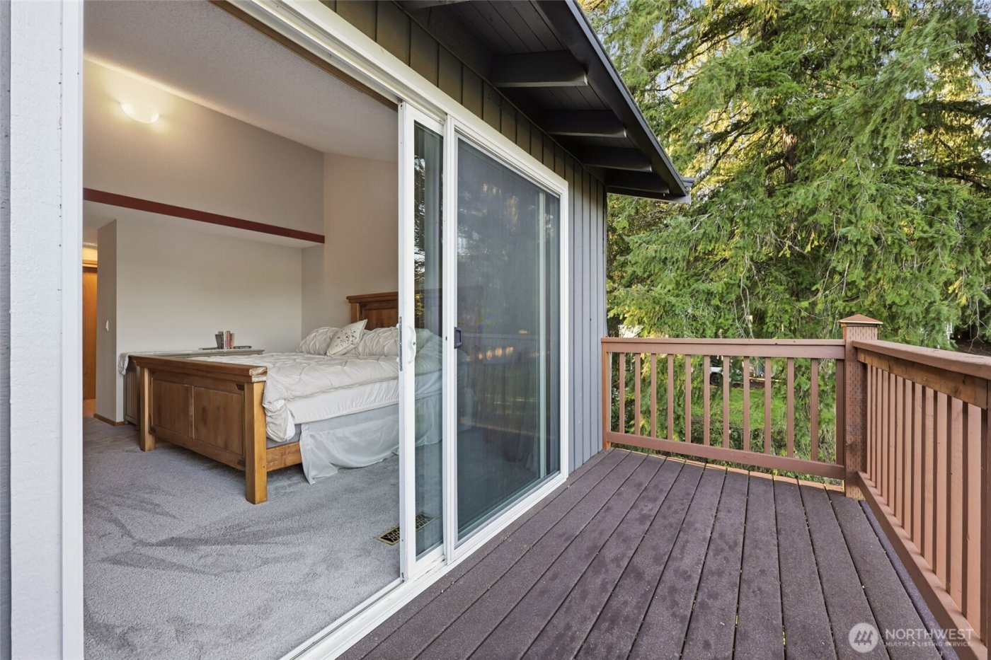 22534 SE 304th Place , Black Diamond, WA 98010