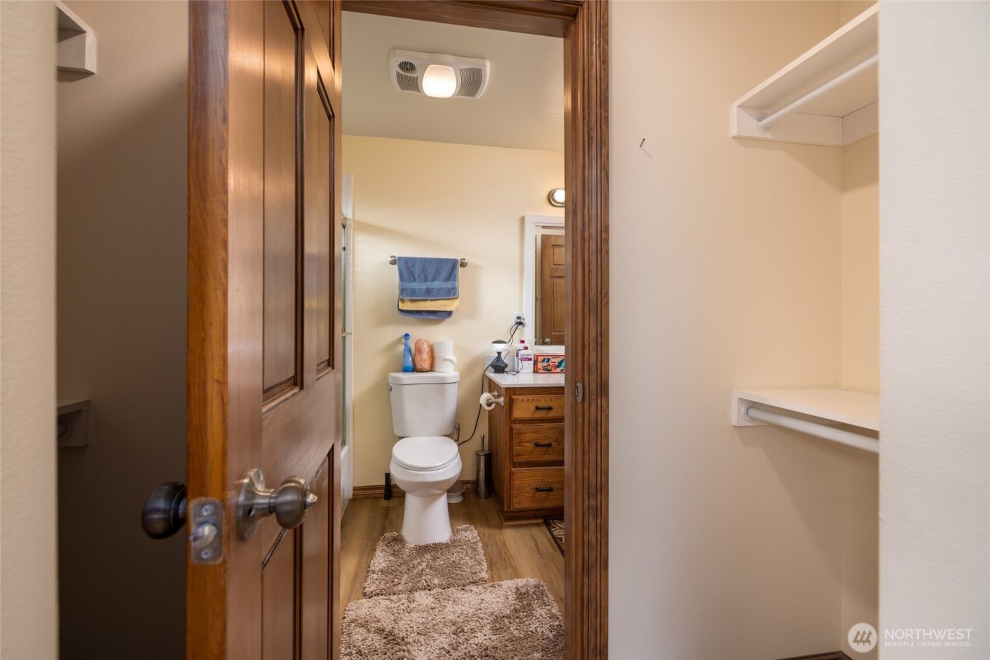 2012 E Belair Drive , Mount Vernon, WA 98273