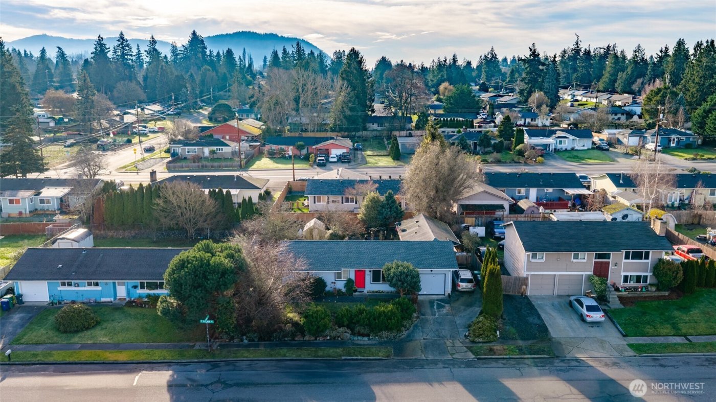 2012 E Belair Drive , Mount Vernon, WA 98273