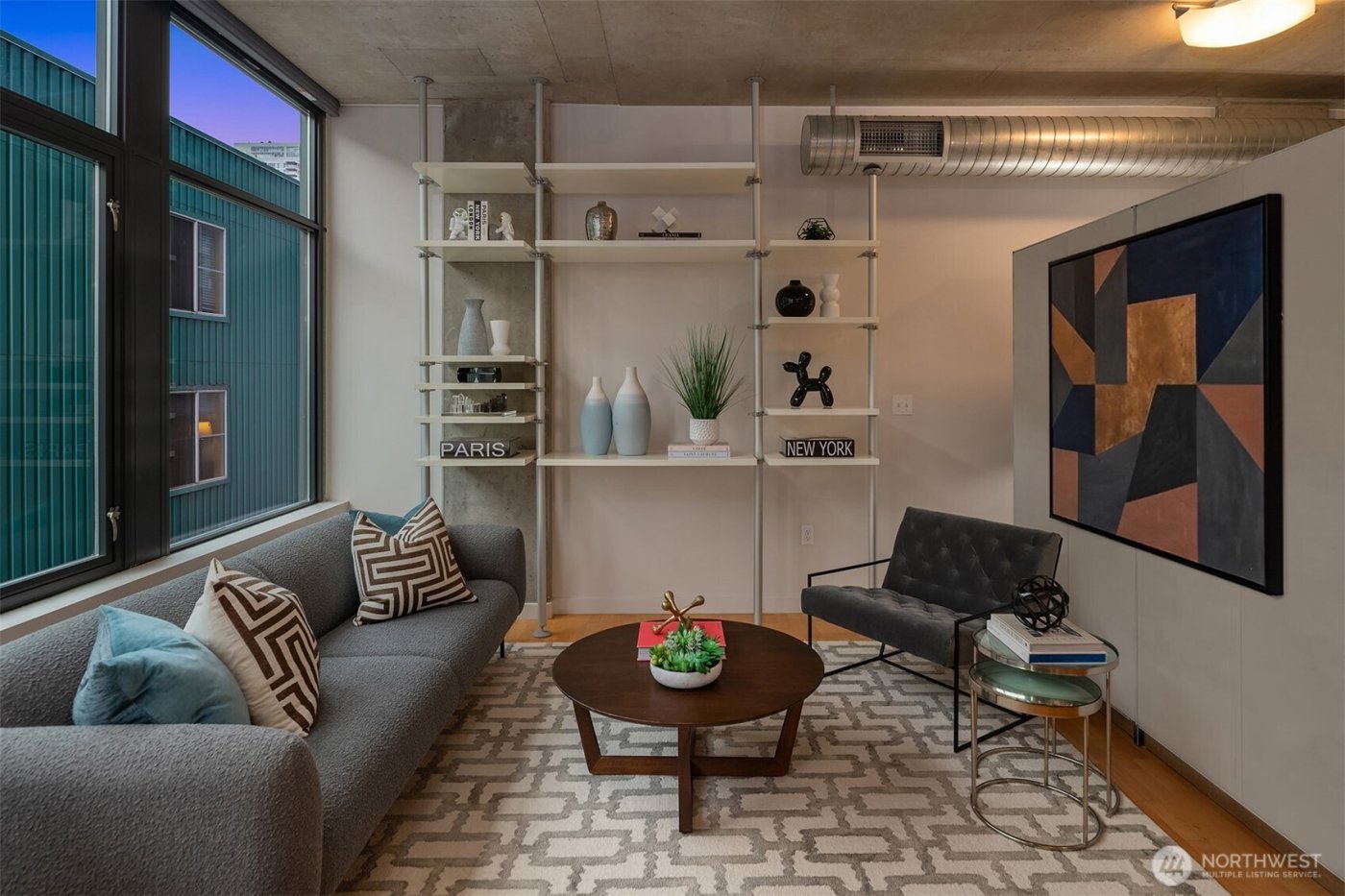 2720 3rd Avenue #505, Seattle, WA 98121