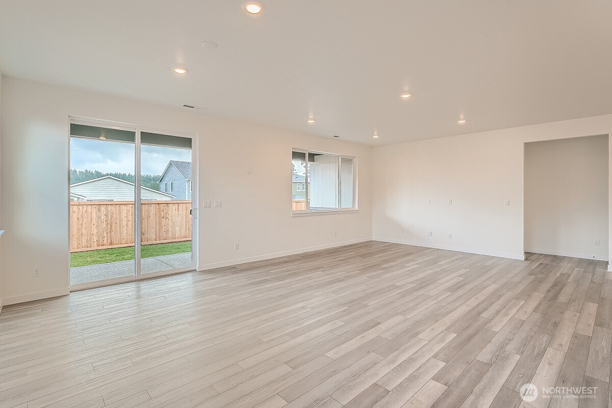 18418 136th Avenue E #138, Puyallup, WA 98374