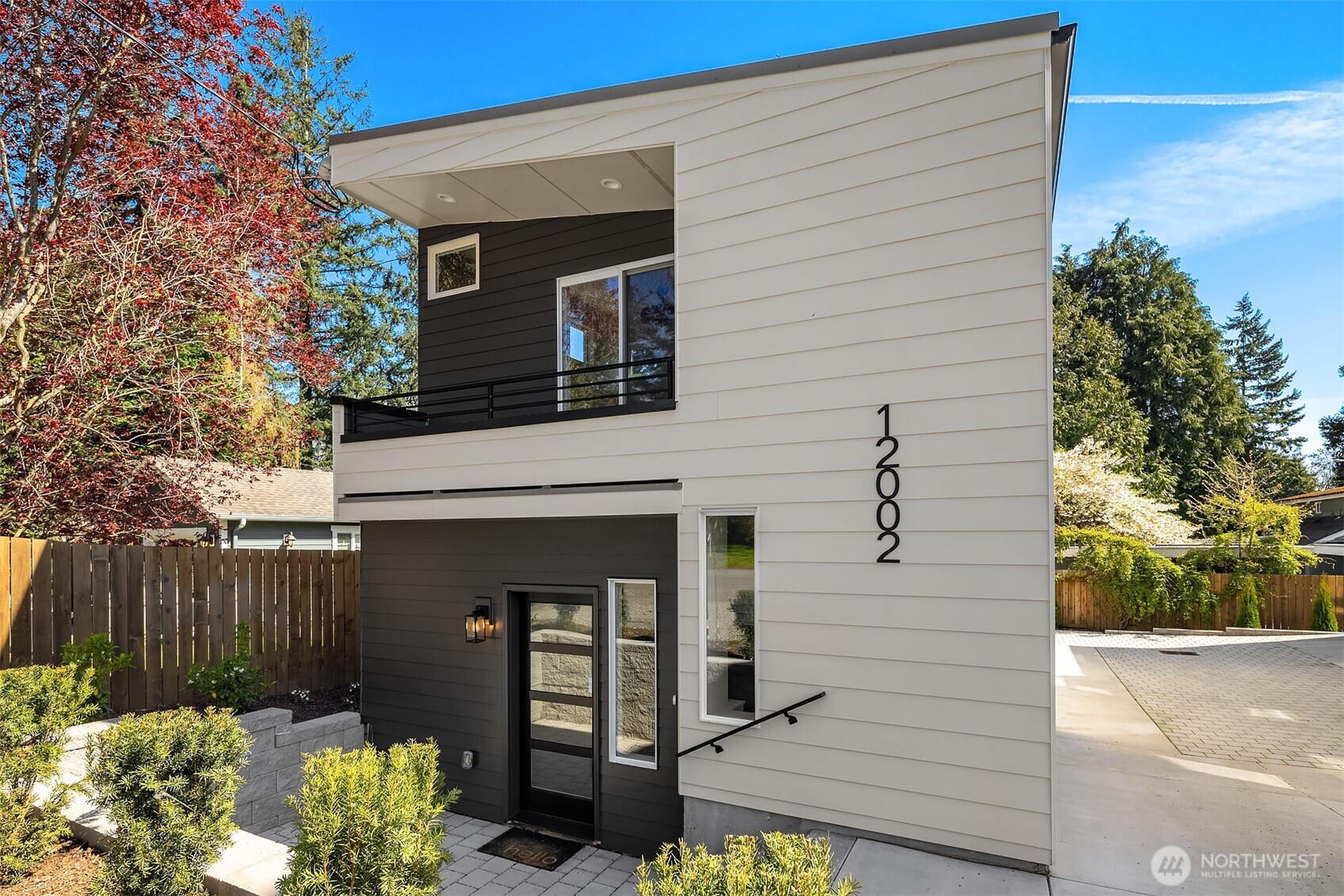 12002 20th Street NE #3, Seattle, WA 98125