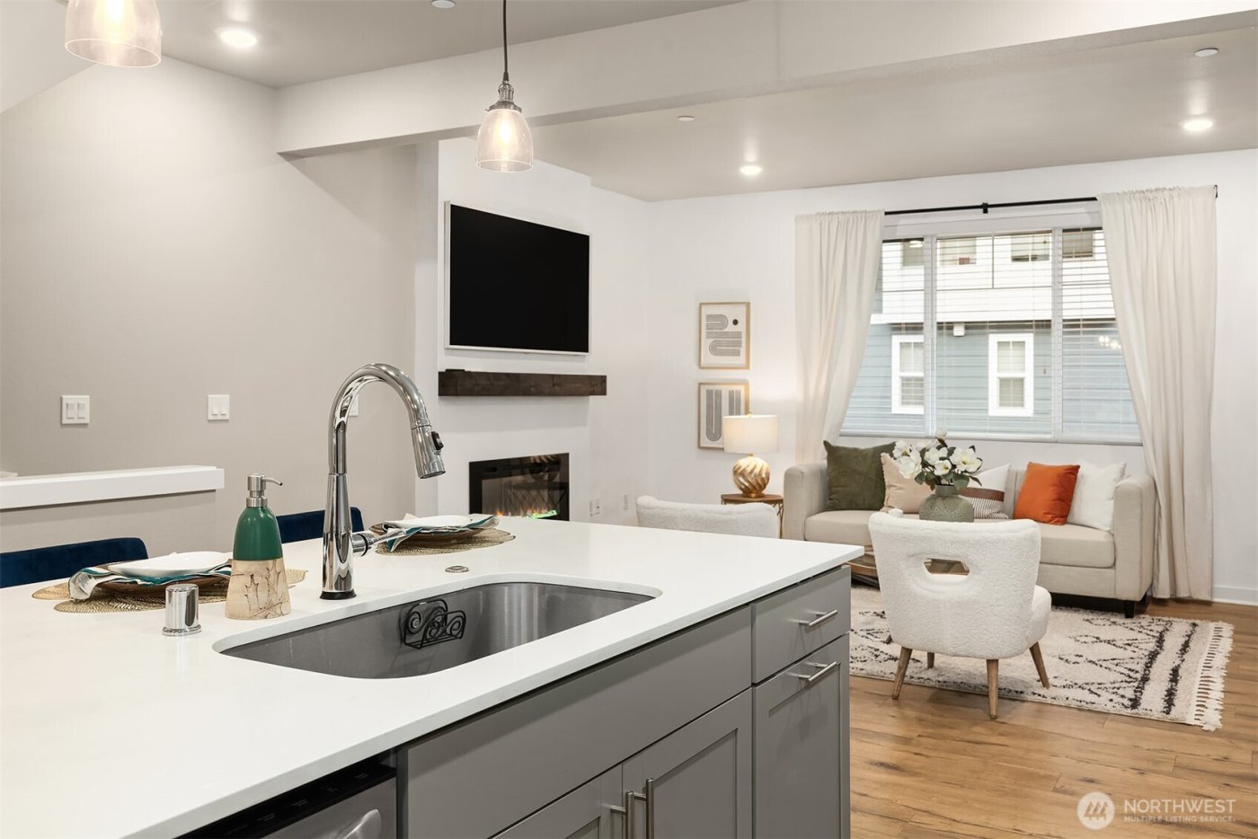 22924 80th Place W #B, Edmonds, WA 98026