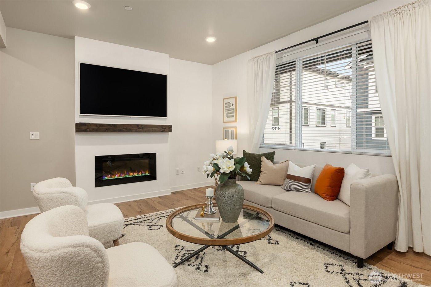 22924 80th Place W #B, Edmonds, WA 98026