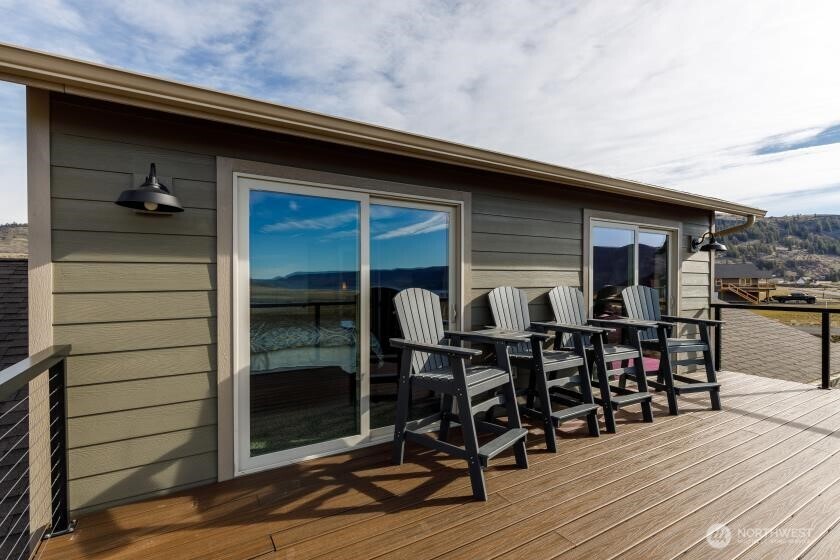 44430 Lupine Drive N, Wilbur, WA 99185