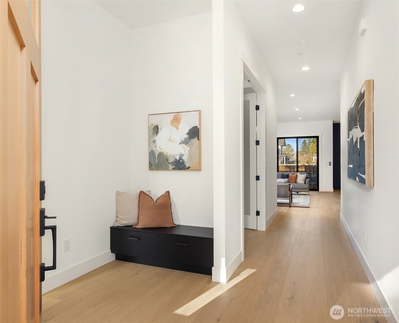 15014 SE 22nd Street , Bellevue, WA 98007