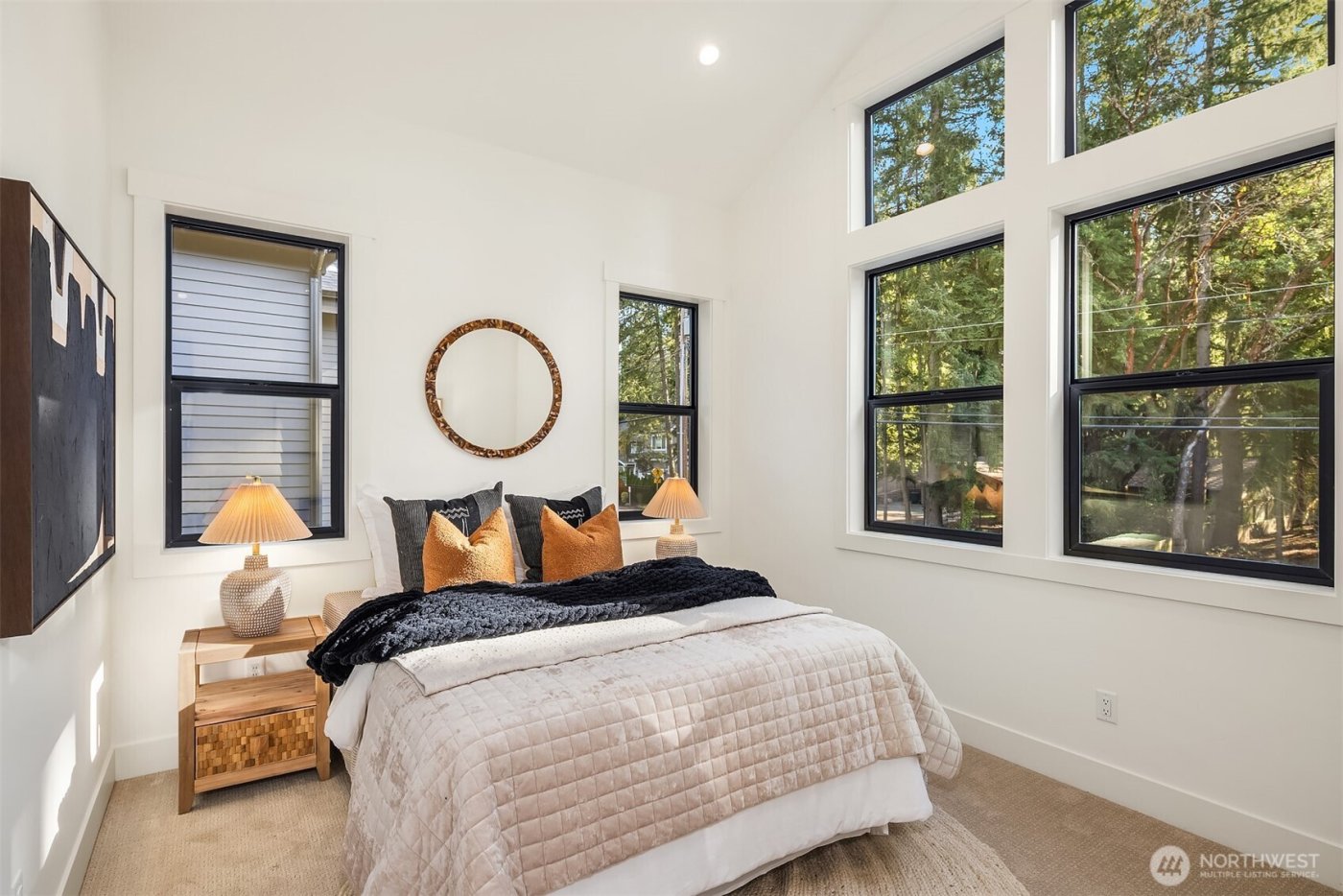 15014 SE 22nd Street , Bellevue, WA 98007