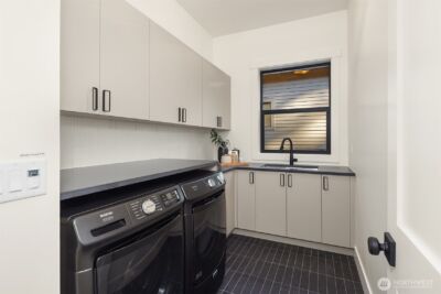 15014 SE 22nd Street , Bellevue, WA 98007 - Photo 31