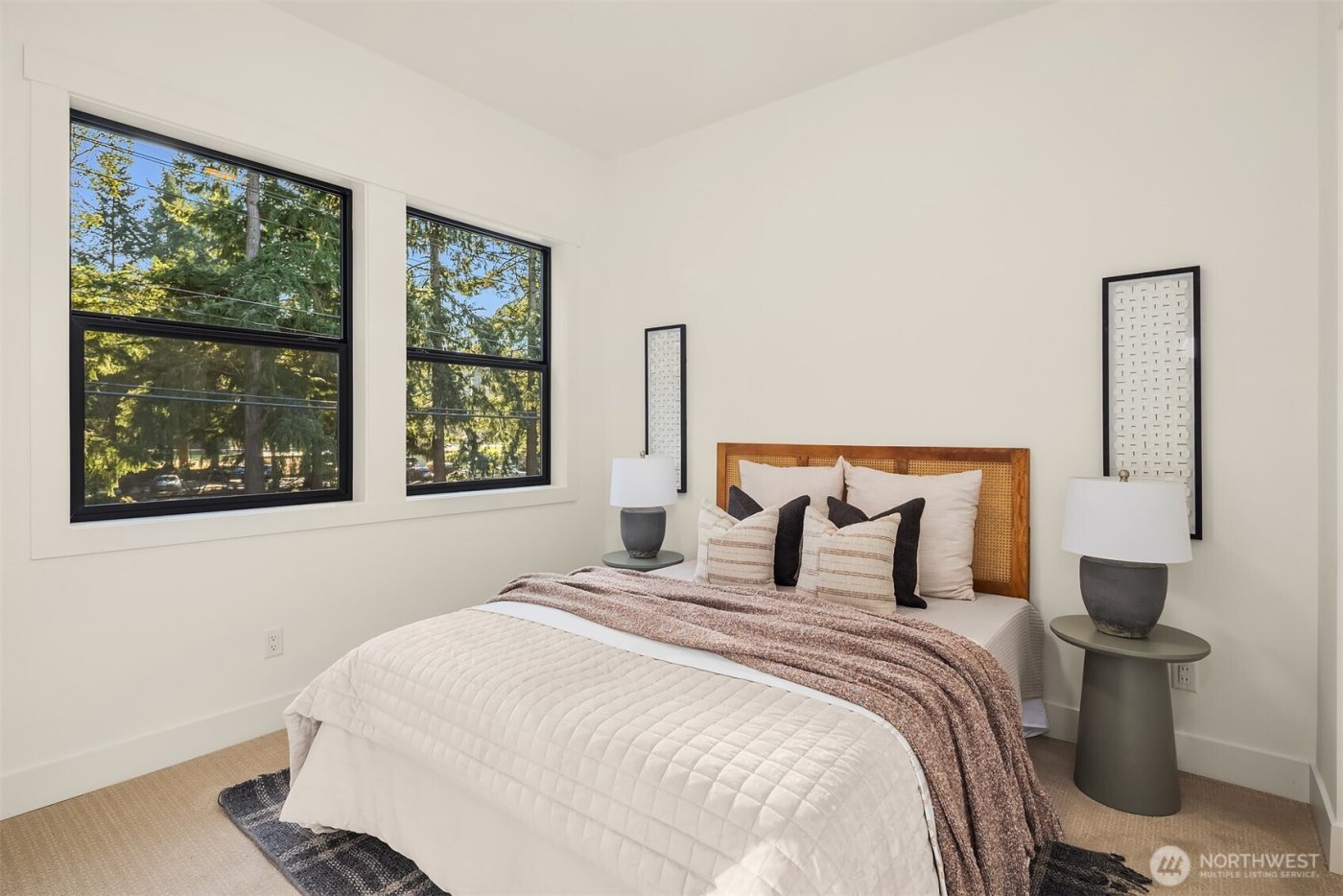 15016 SE 22nd Street , Bellevue, WA 98007