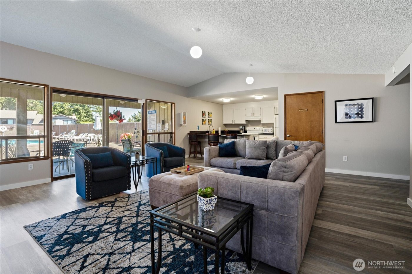 3560 Narrows View Lane NE #202, Bremerton, WA 98310