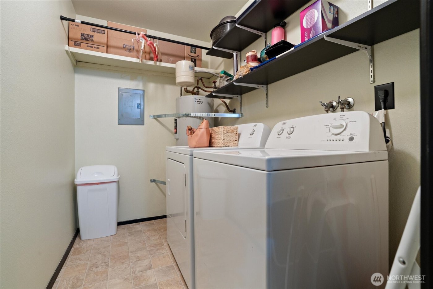 3560 Narrows View Lane NE #202, Bremerton, WA 98310