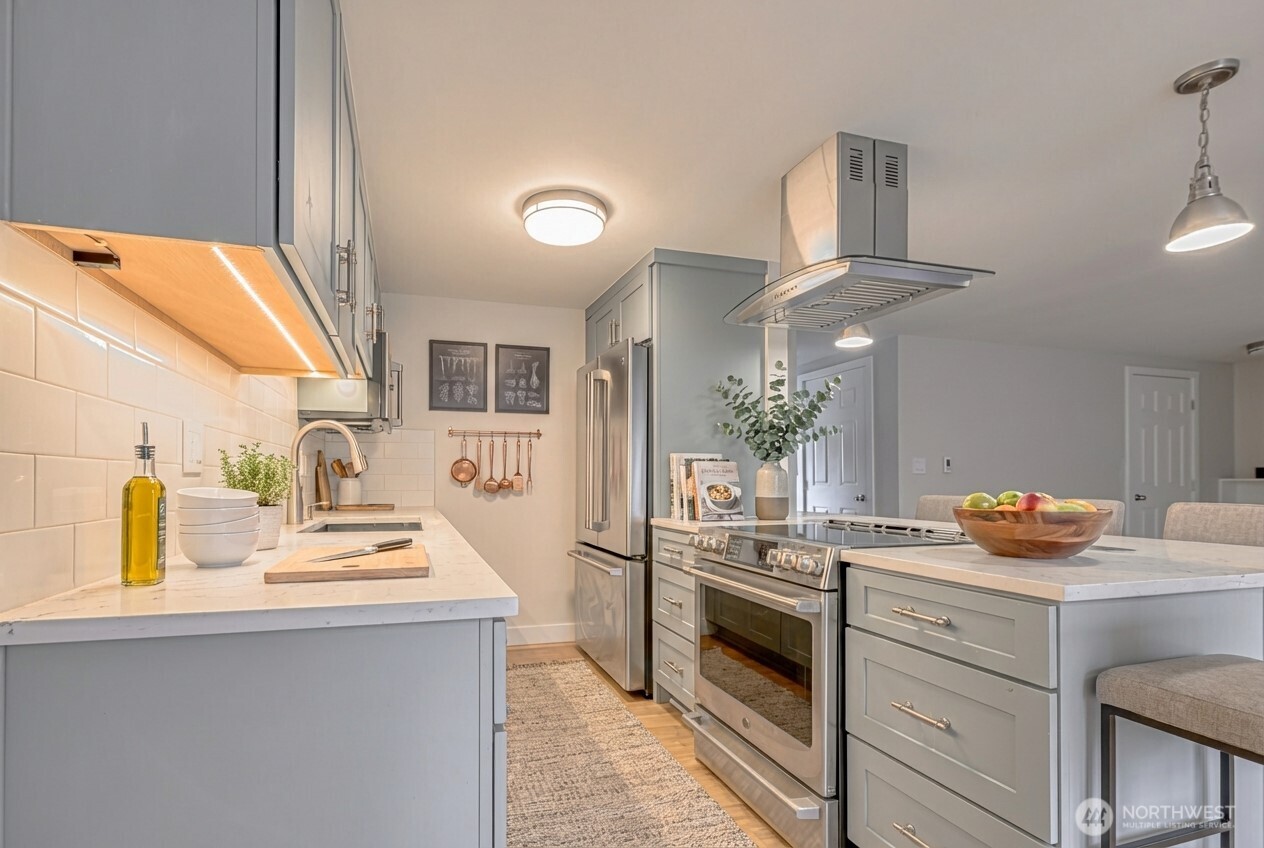 3834 175th Avenue NE #A202, Redmond, WA 98052
