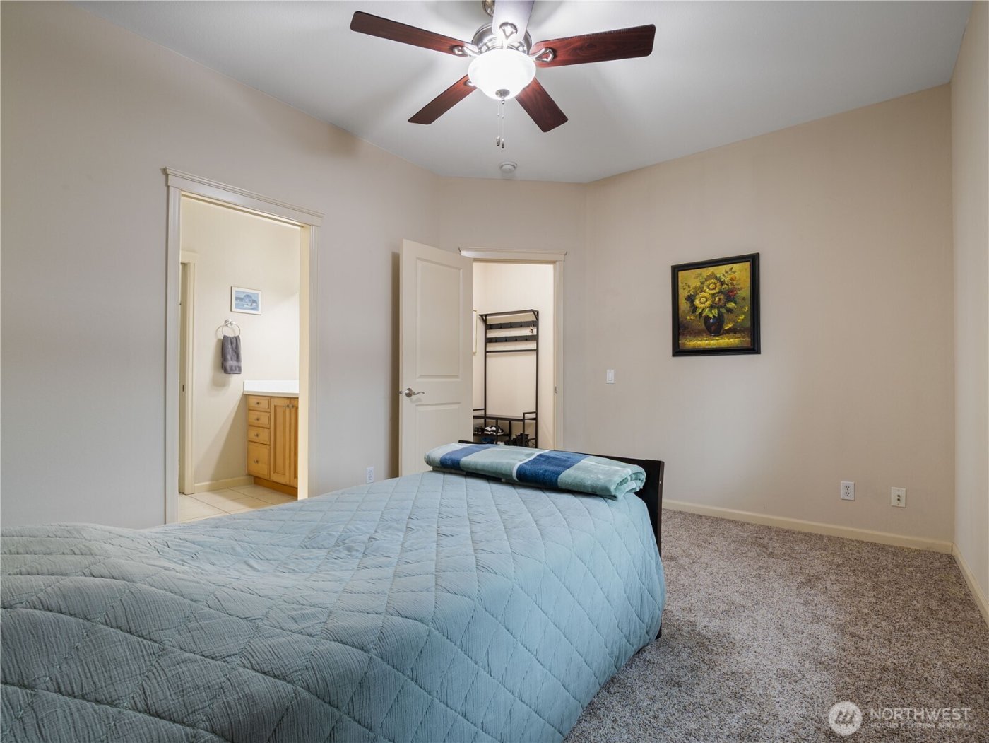 320 E 32nd Street #105, Tacoma, WA 98404