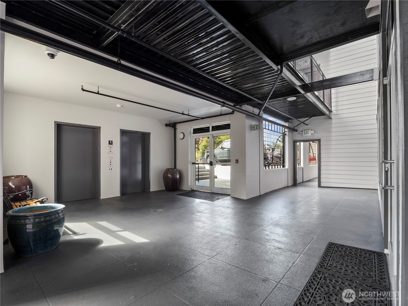 320 E 32nd Street #105, Tacoma, WA 98404