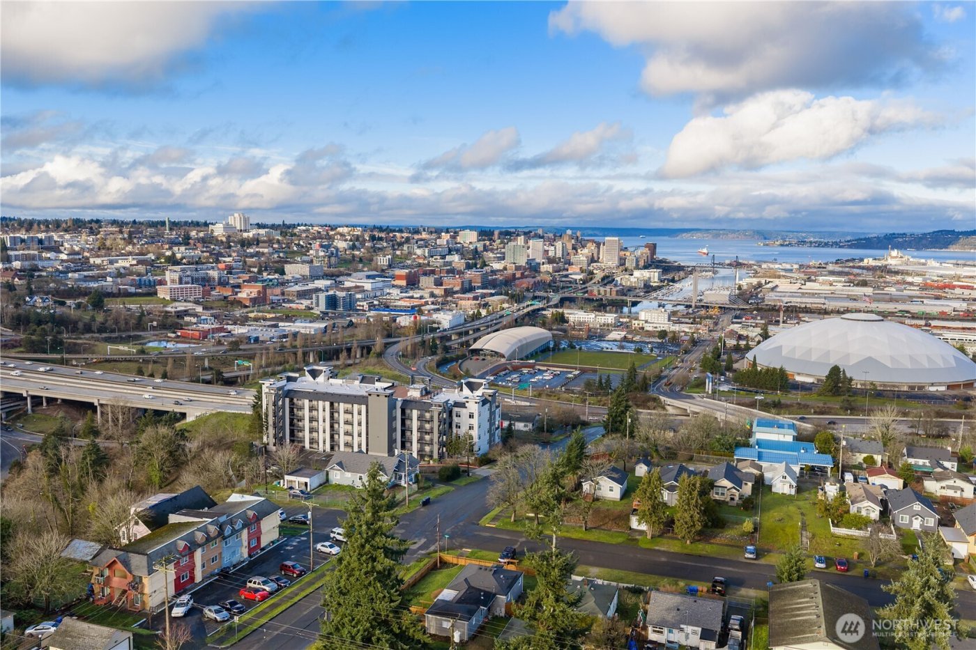 320 E 32nd Street #105, Tacoma, WA 98404
