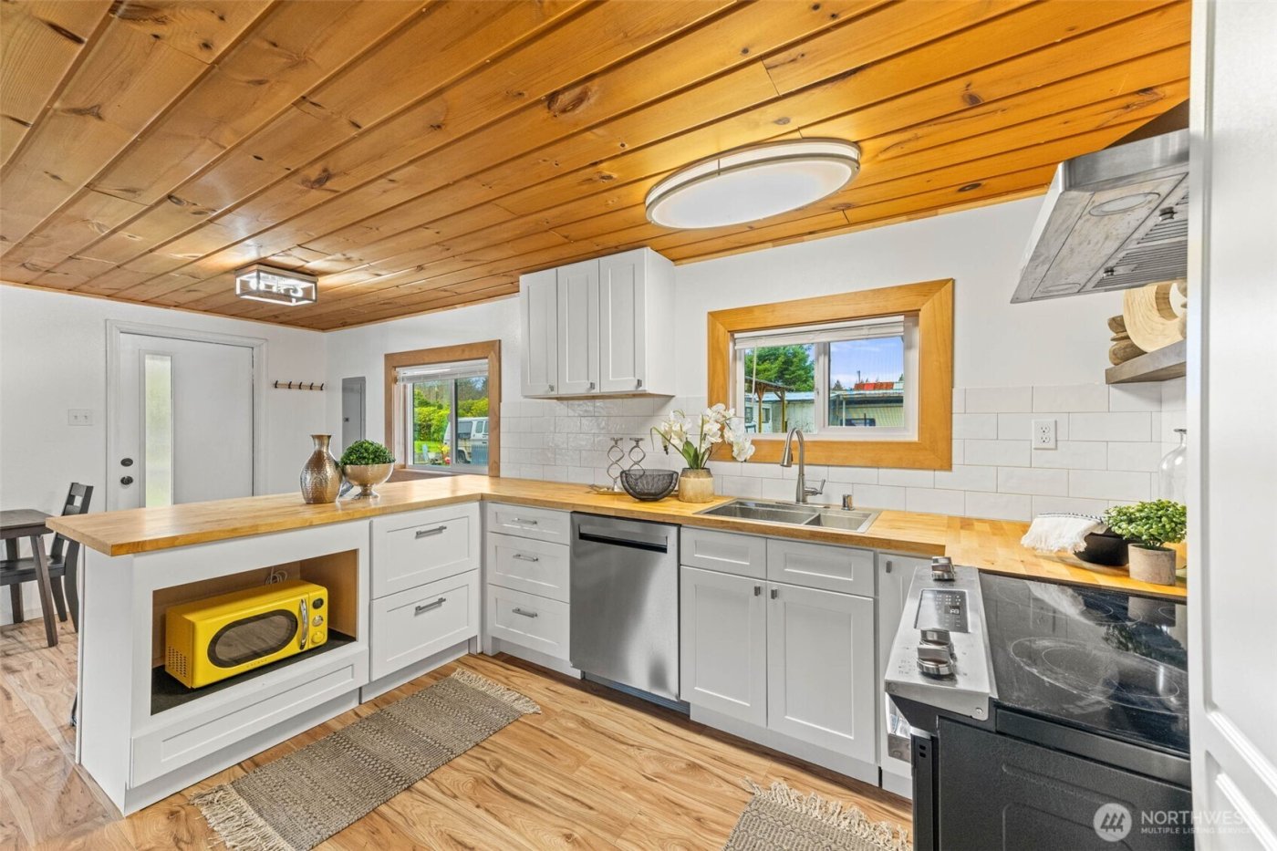 2316 S Pleasant Drive , Westport, WA 98595