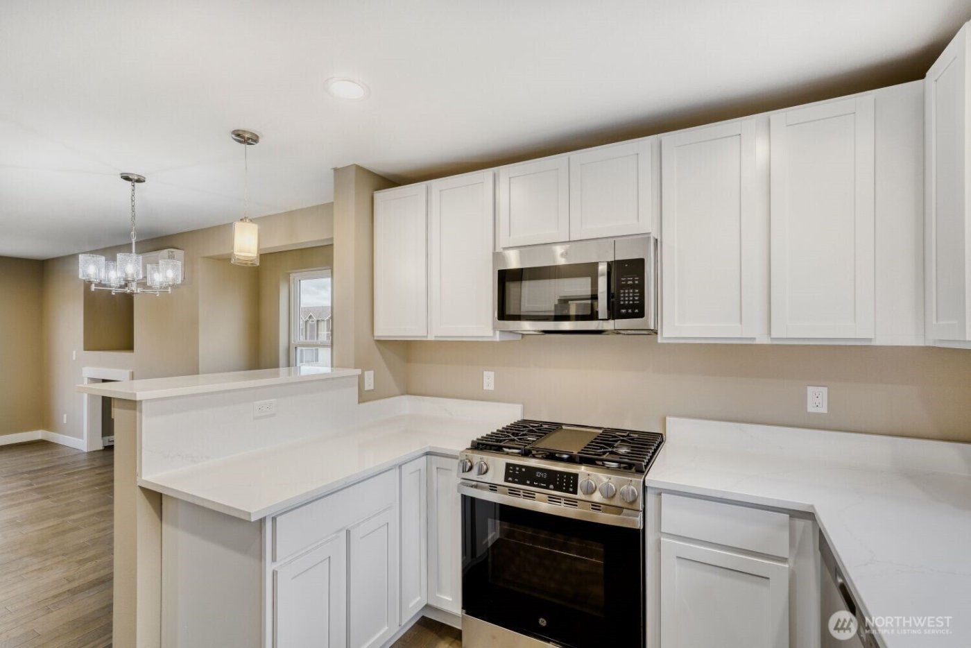 3403 S 144th Lane , Tukwila, WA 98168-5147
