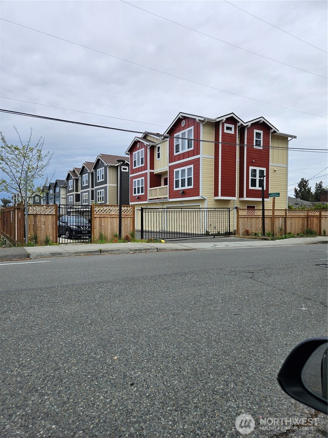 3403 S 144th Lane , Tukwila, WA 98168-5147