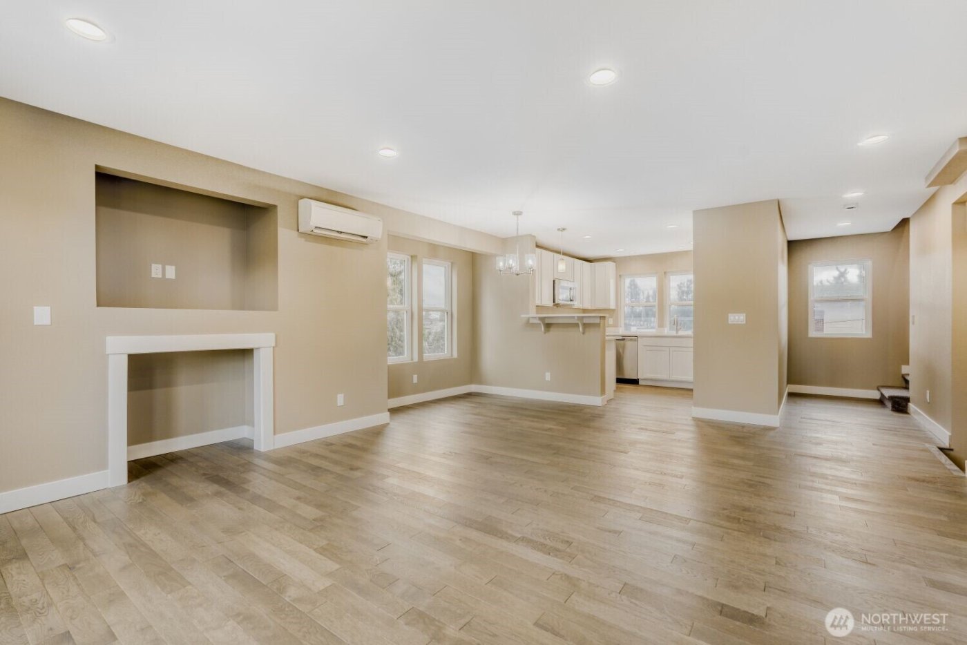 3403 S 144th Lane , Tukwila, WA 98168-5147