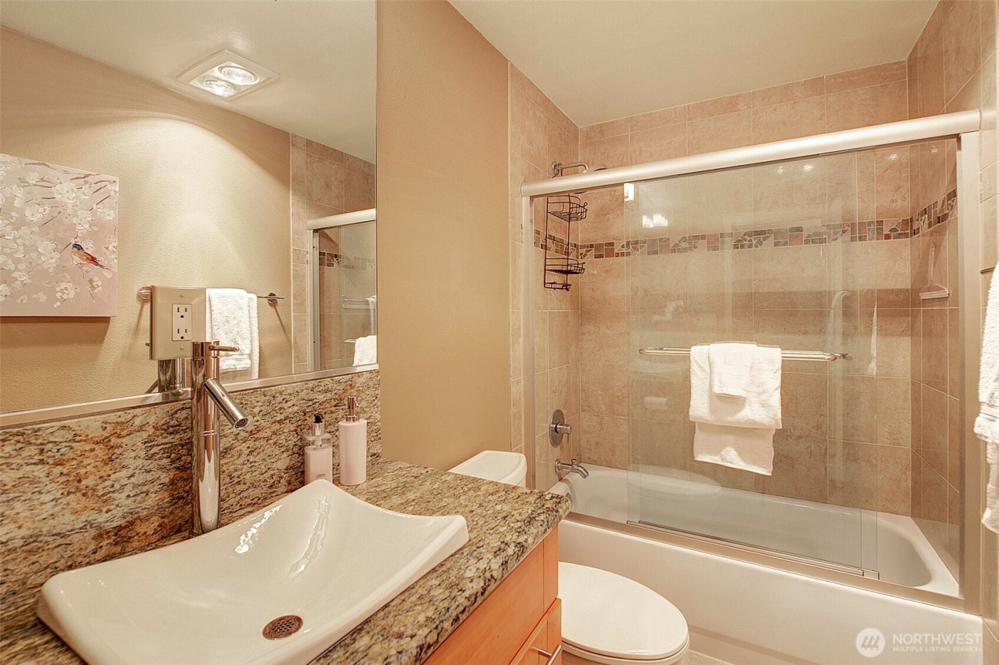 8503 Bowdoin Way #203, Edmonds, WA 98026