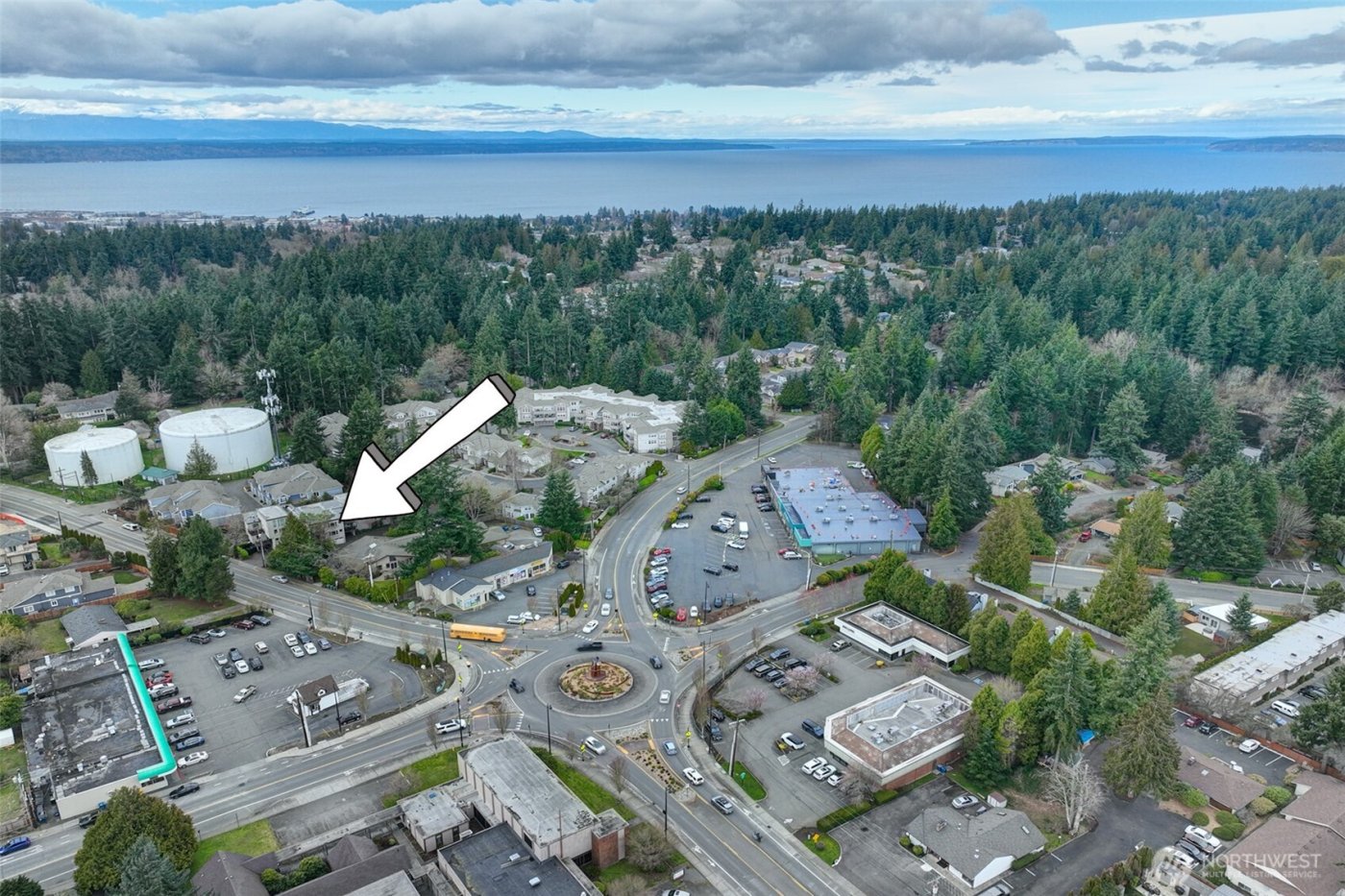 8503 Bowdoin Way #203, Edmonds, WA 98026