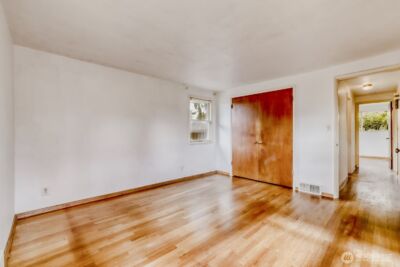 4573 Purdue Avenue NE, Seattle, WA 98105-2141 - Photo 13