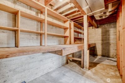 4573 Purdue Avenue NE, Seattle, WA 98105-2141 - Photo 24