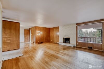 4573 Purdue Avenue NE, Seattle, WA 98105-2141 - Photo 5