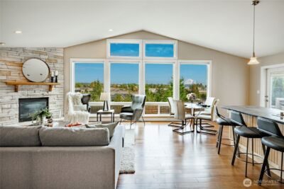 8124 Comox Rd , Blaine, WA 98230