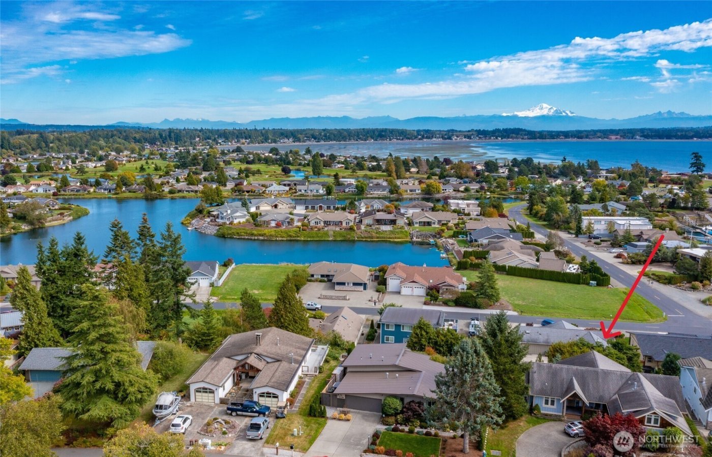 8124 Comox Rd , Blaine, WA 98230