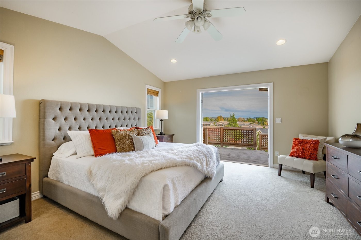 8124 Comox Rd , Blaine, WA 98230