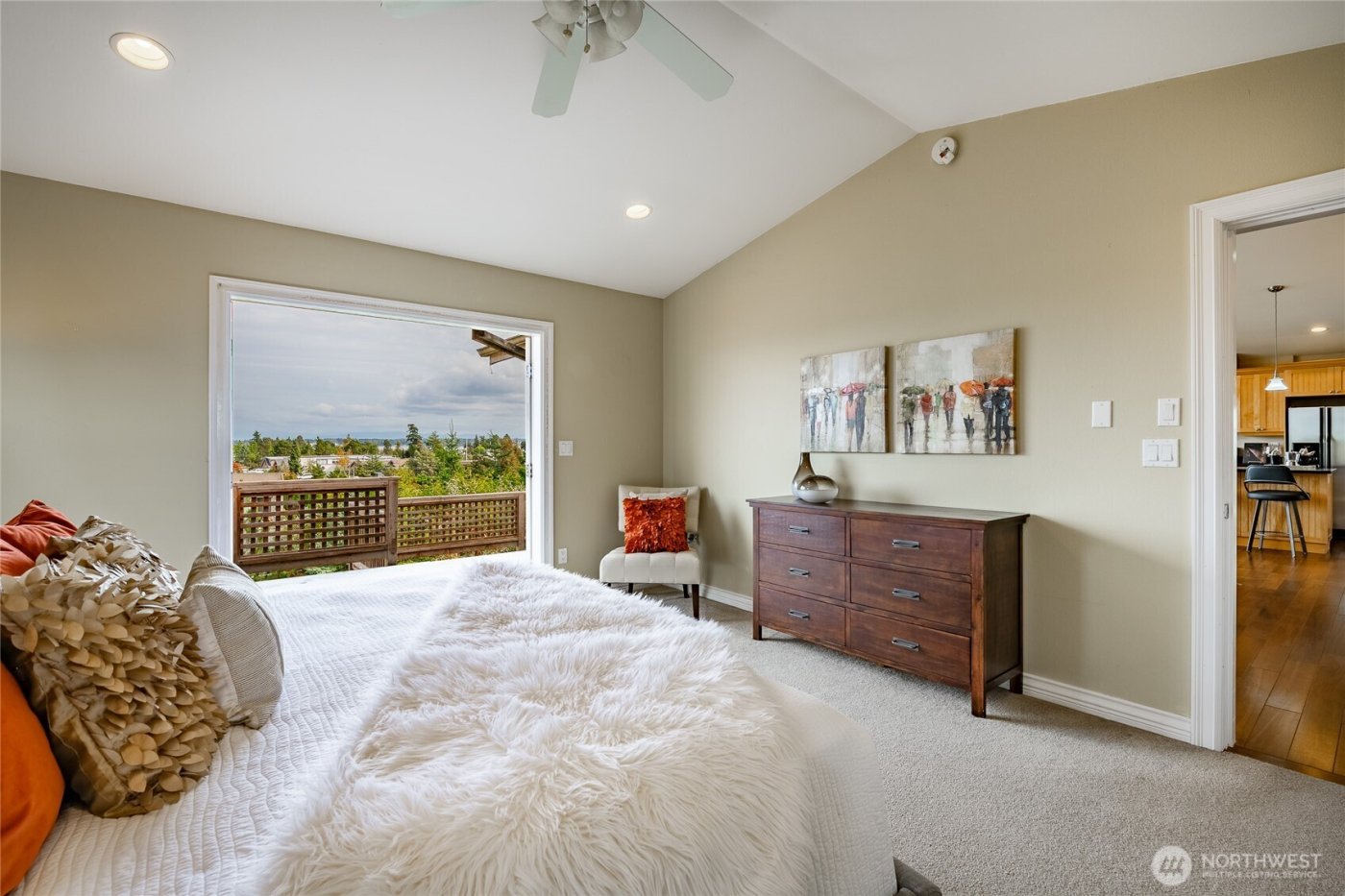 8124 Comox Rd , Blaine, WA 98230