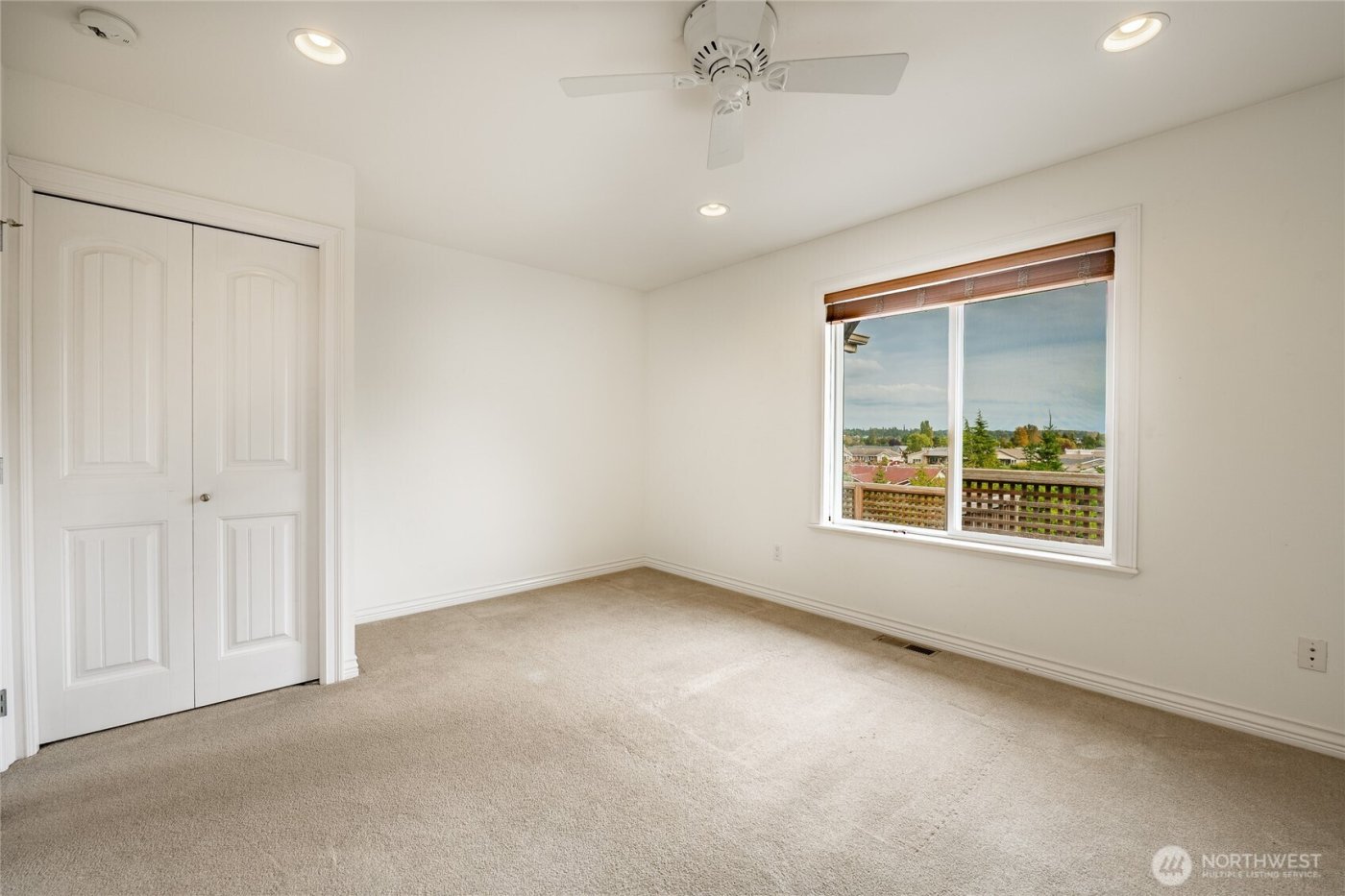 8124 Comox Rd , Blaine, WA 98230