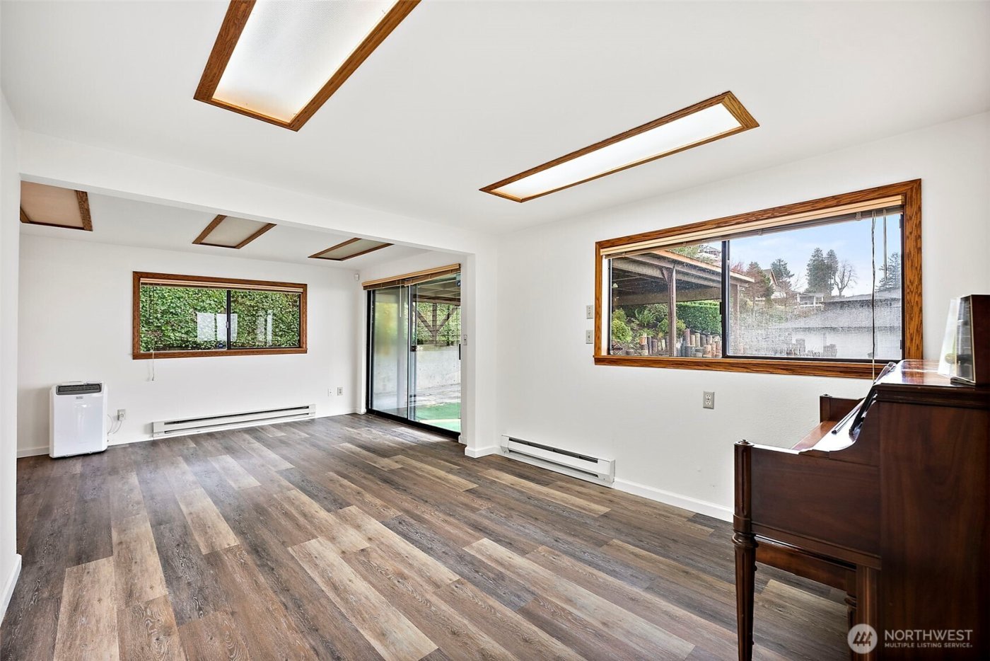 2312 Lafayette Street , Steilacoom, WA 98388