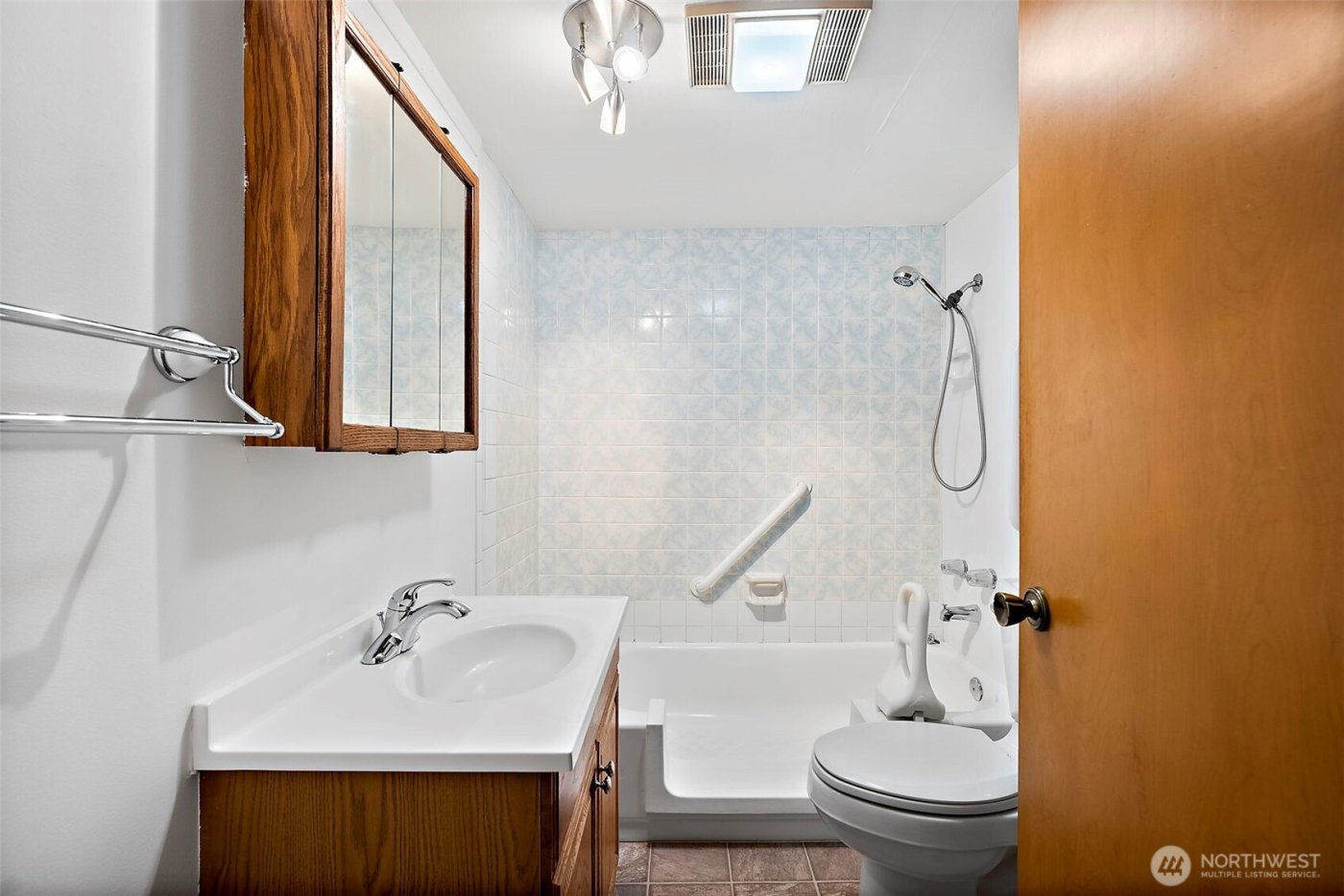 2312 Lafayette Street , Steilacoom, WA 98388