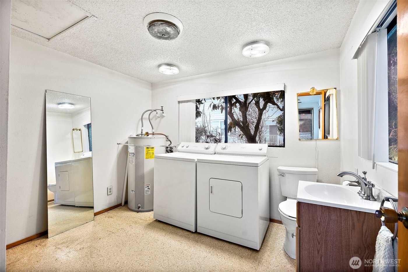 2312 Lafayette Street , Steilacoom, WA 98388