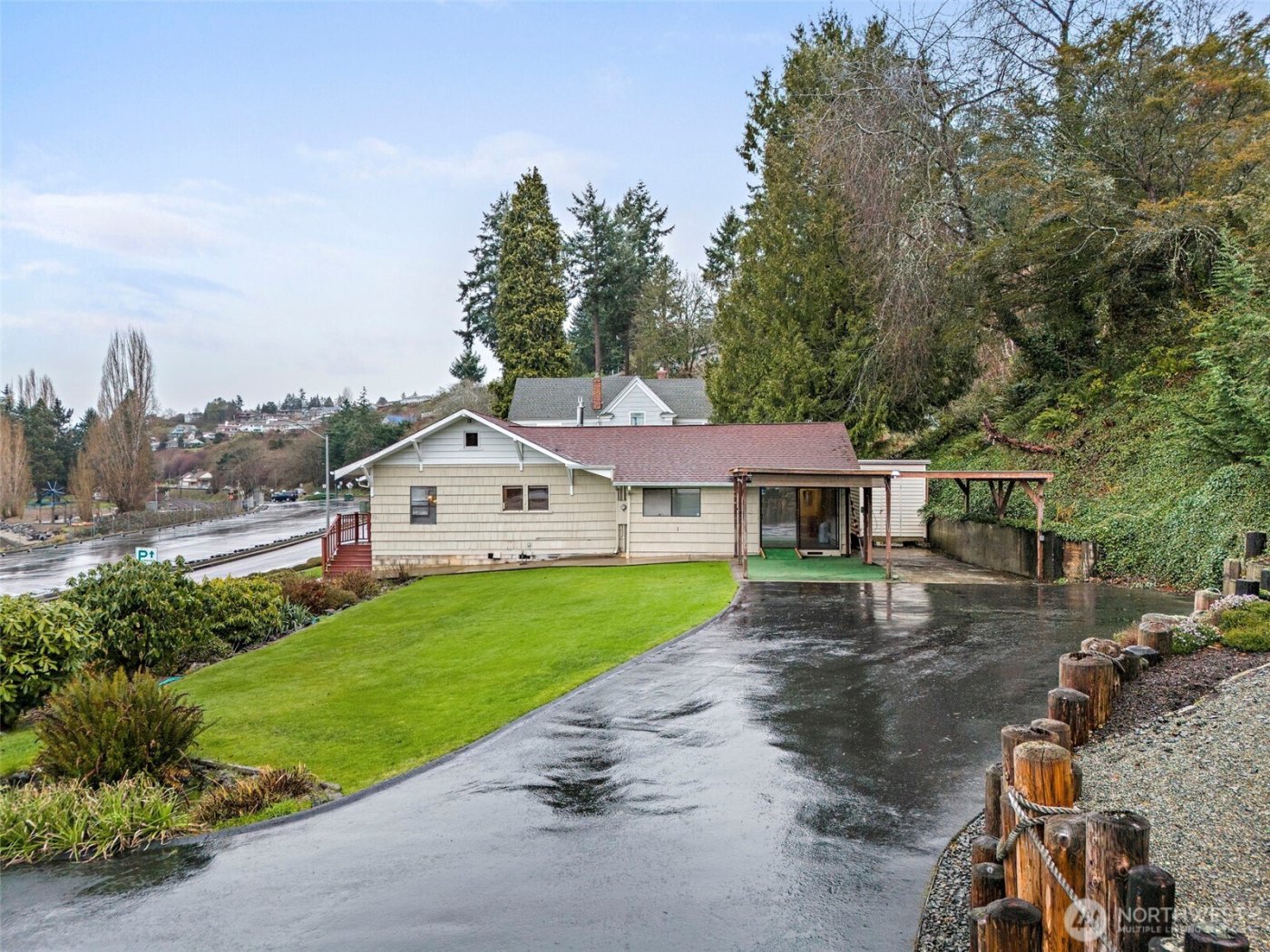 2312 Lafayette Street , Steilacoom, WA 98388