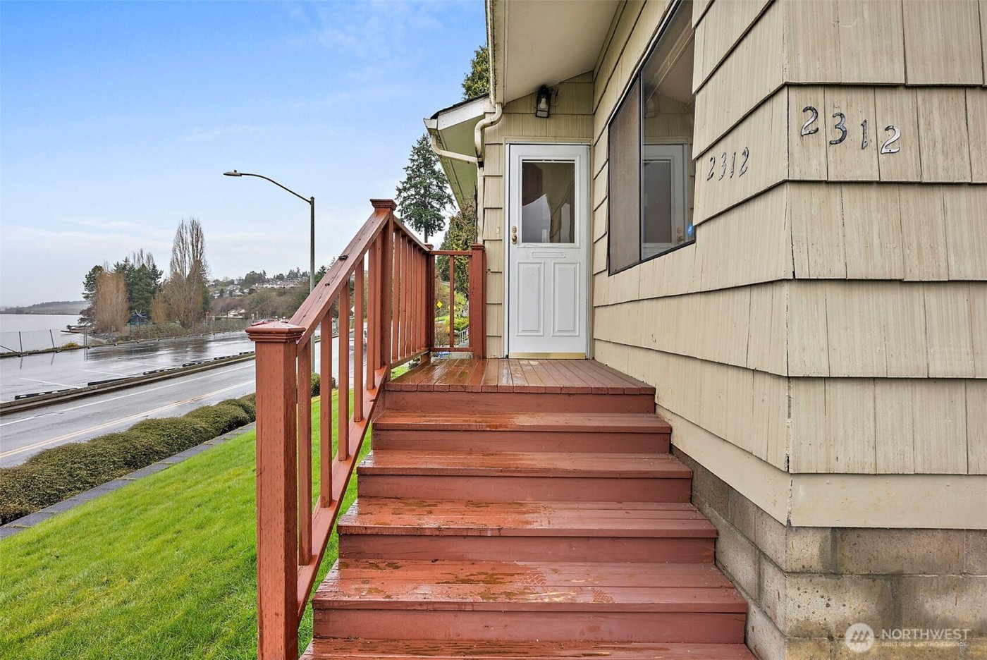 2312 Lafayette Street , Steilacoom, WA 98388