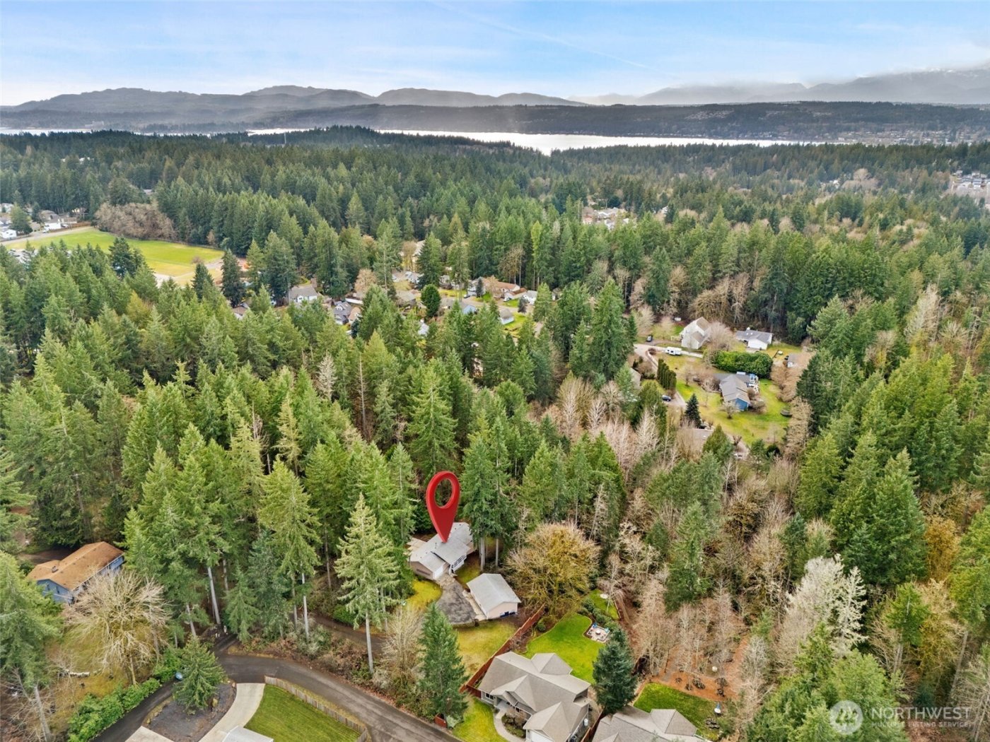 565 NE Ormsby Way , Bremerton, WA 98311