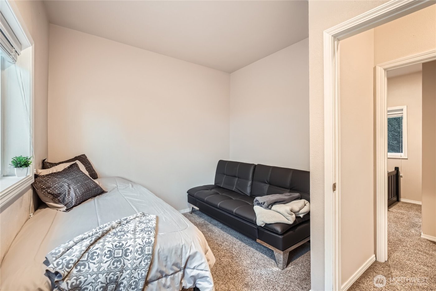 12418 Clear Lake North Road E, Eatonville, WA 98328