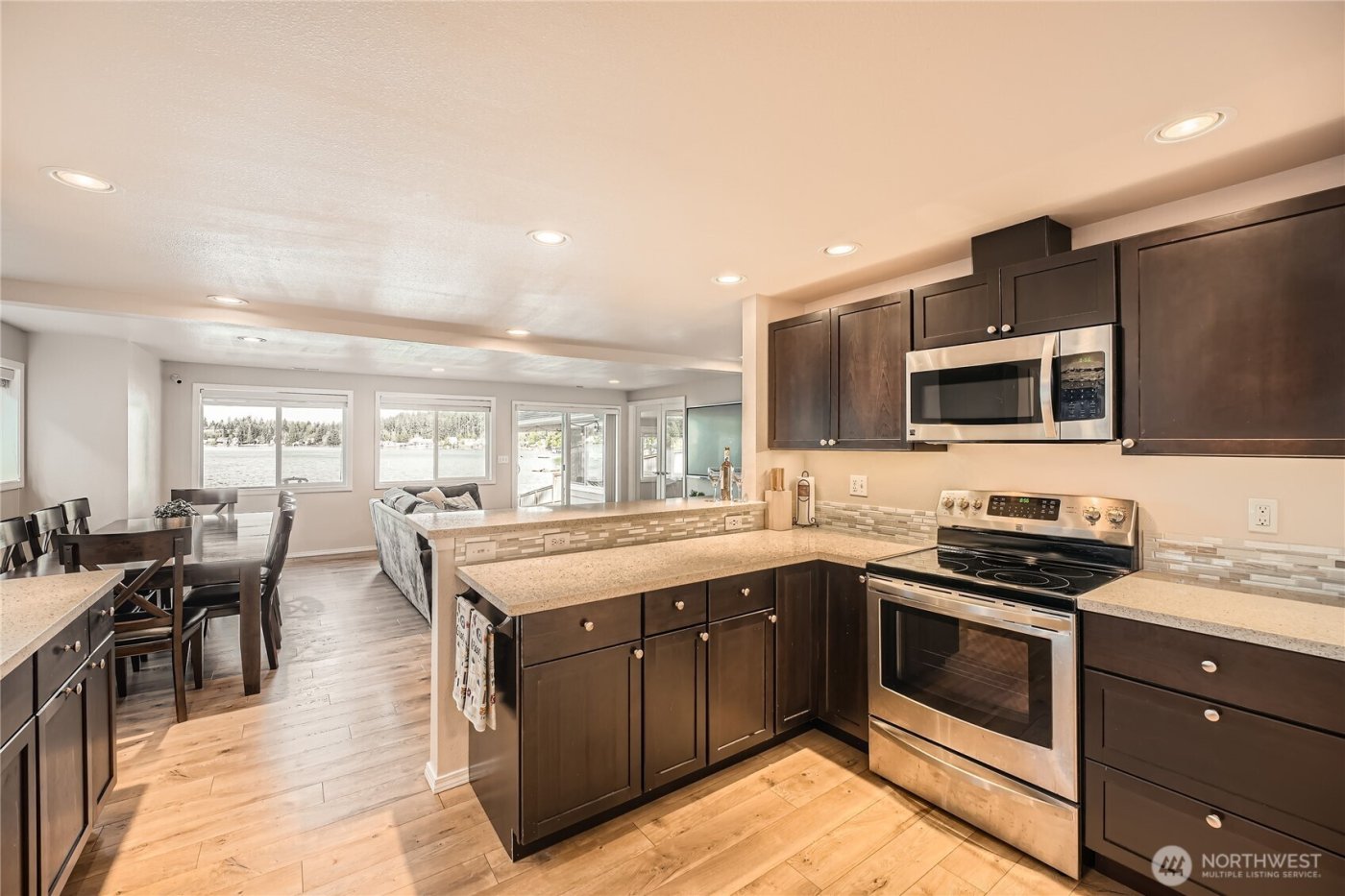 12418 Clear Lake North Road E, Eatonville, WA 98328