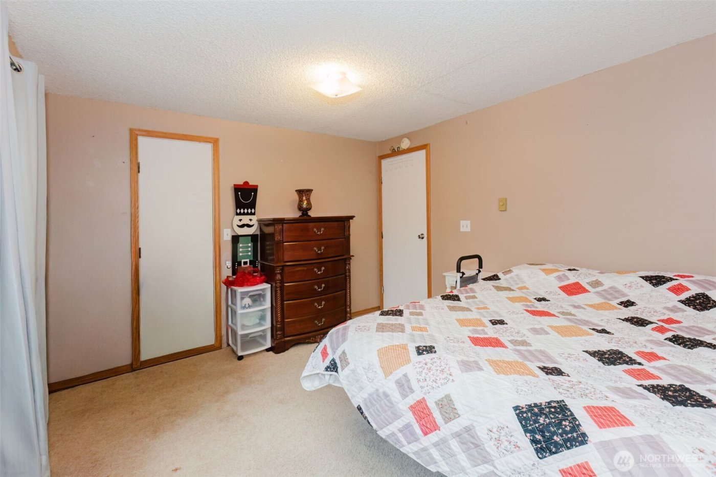 3570 Narrows View Lane #104, Bremerton, WA 98310