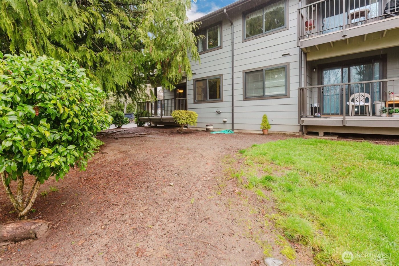 3570 Narrows View Lane #104, Bremerton, WA 98310
