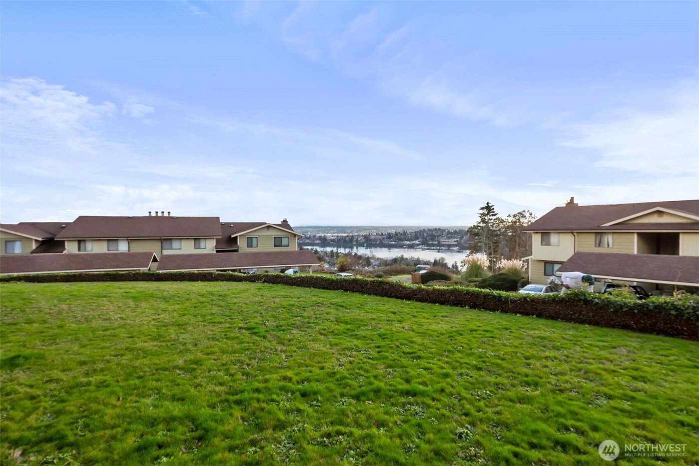 3570 Narrows View Lane #104, Bremerton, WA 98310